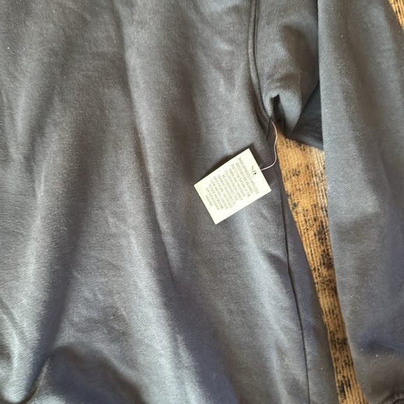 Taylor Swift - The Eras Tour - Blue Crewneck Sweatshirt New with tags XL - Picture 7 of 10